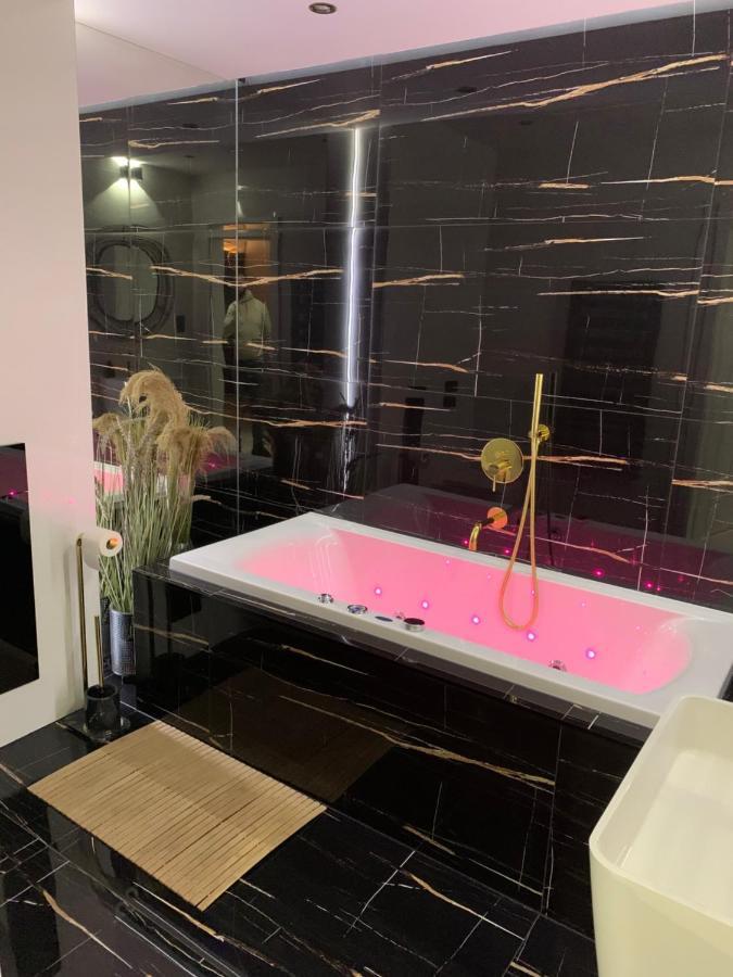 Apartament Gold Złotoryja Exteriör bild
