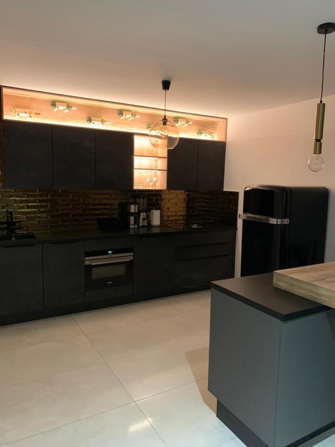 Apartament Gold Złotoryja Exteriör bild