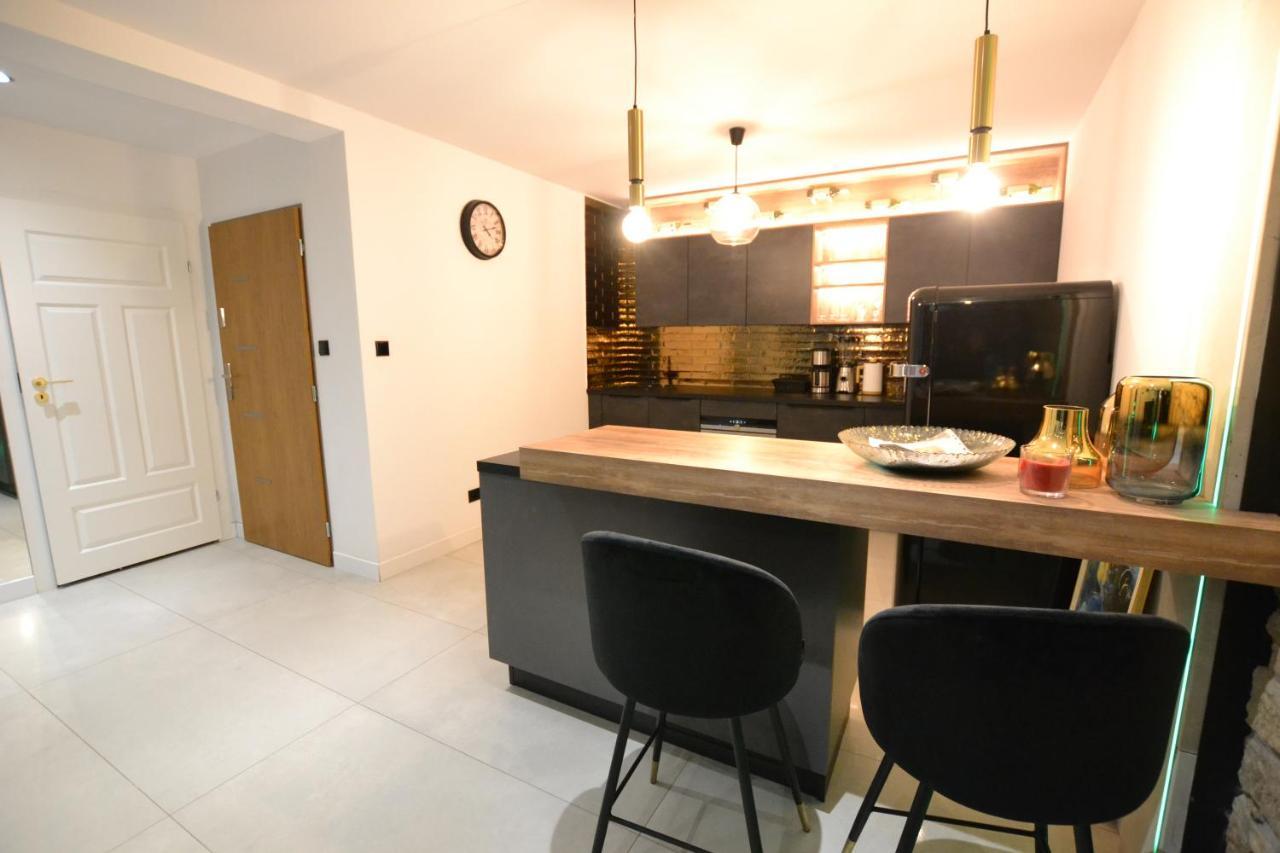 Apartament Gold Złotoryja Exteriör bild